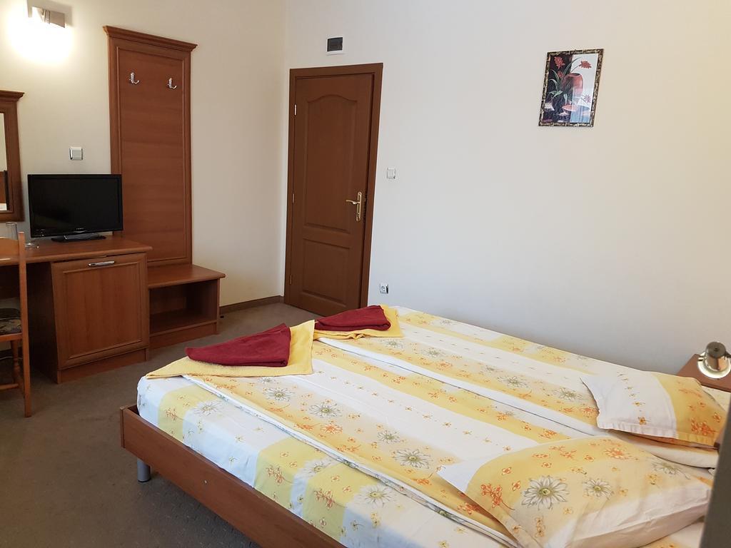 Guest House Markovi Aheloy ภายนอก รูปภาพ