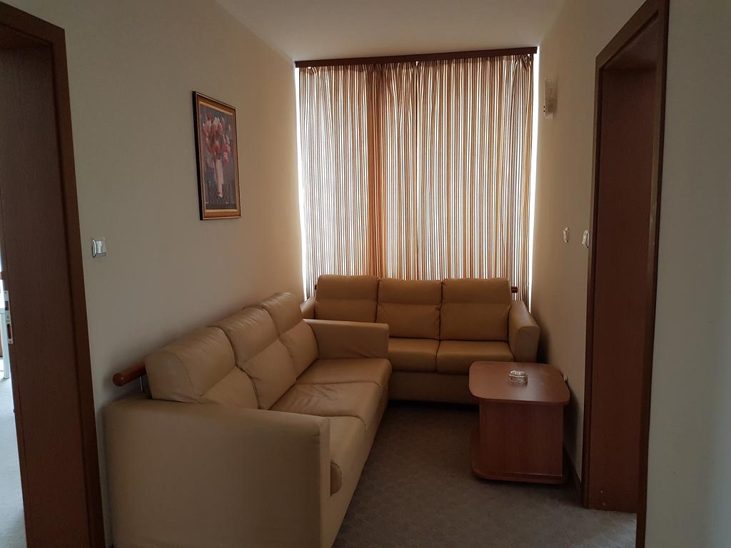 Guest House Markovi Aheloy ภายนอก รูปภาพ