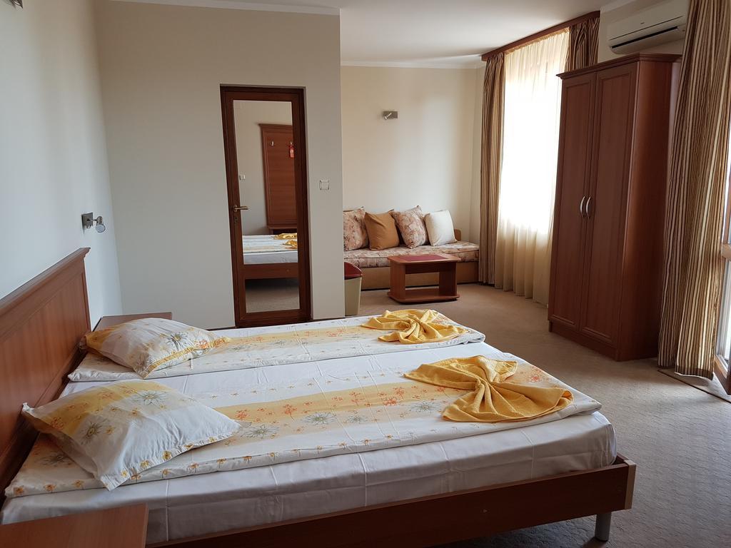 Guest House Markovi Aheloy ภายนอก รูปภาพ