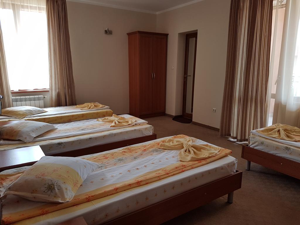 Guest House Markovi Aheloy ภายนอก รูปภาพ