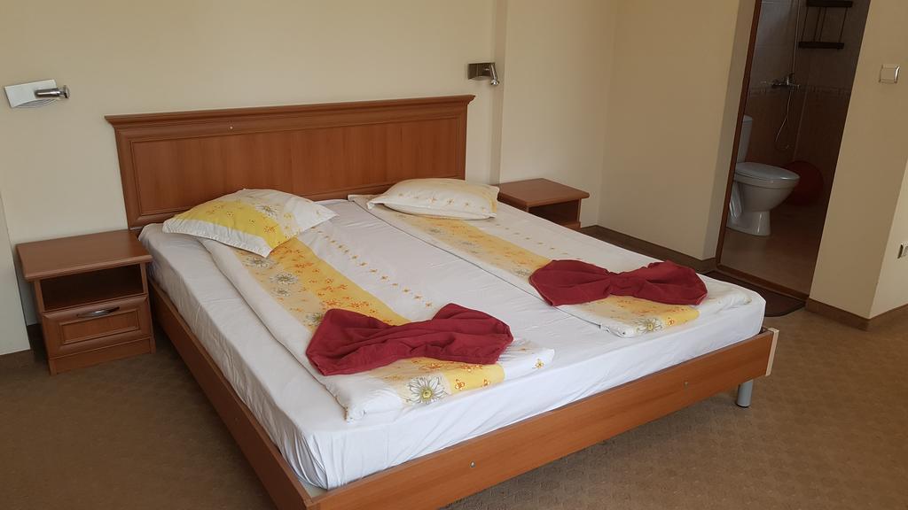 Guest House Markovi Aheloy ภายนอก รูปภาพ